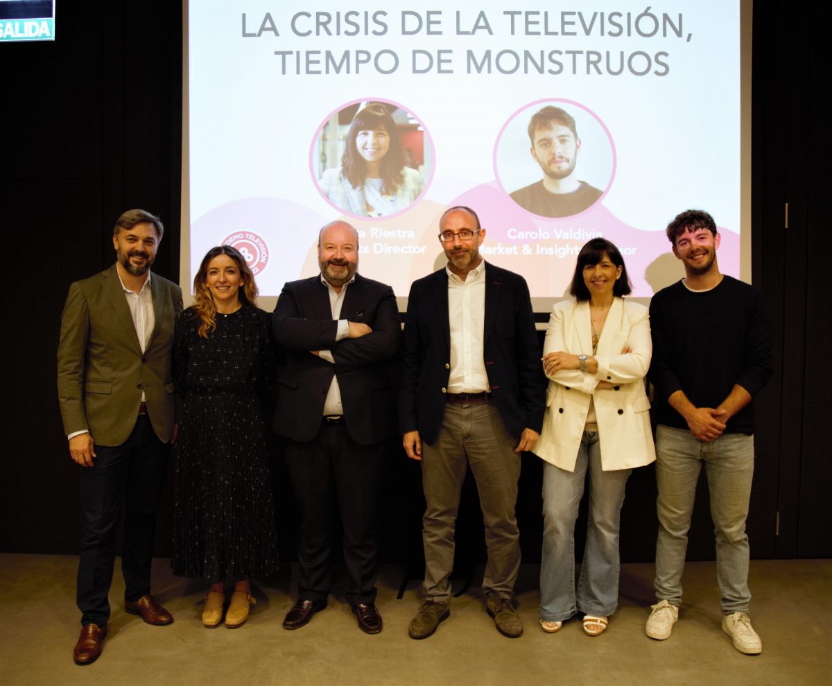 Laura Riestra y Carolo Valdivia comparten la ponencia ganadora de AEDEMO TV: “La crisis de la televisión, tiempo de monstruos”